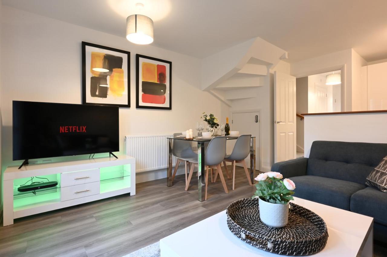 Luxury 4 Bed House With Gated Parking In The Heart Of Birmingham! Διαμέρισμα Εξωτερικό φωτογραφία