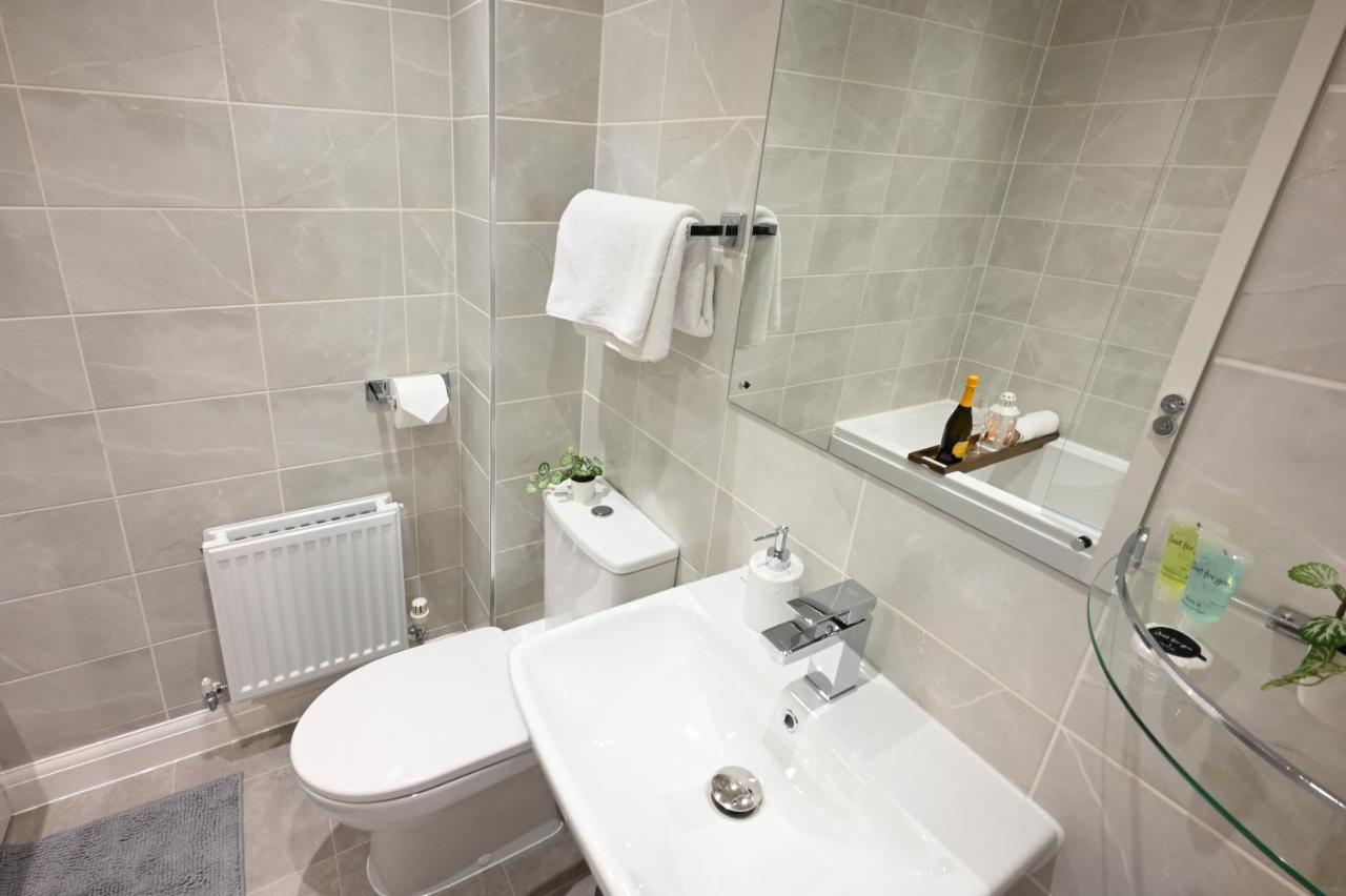 Luxury 4 Bed House With Gated Parking In The Heart Of Birmingham! Διαμέρισμα Εξωτερικό φωτογραφία
