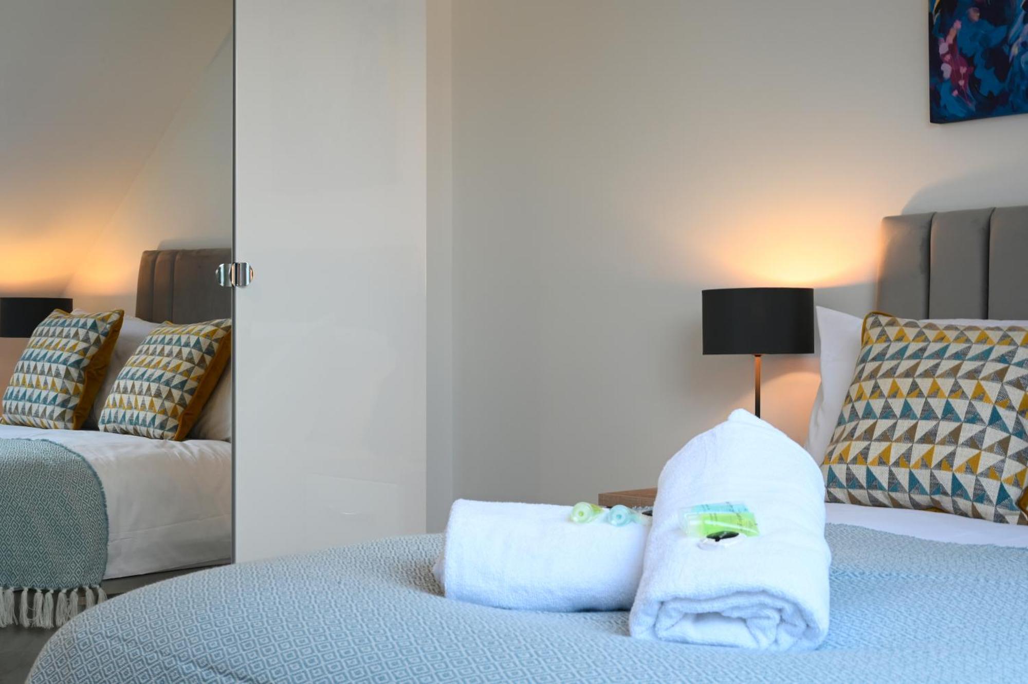 Luxury 4 Bed House With Gated Parking In The Heart Of Birmingham! Διαμέρισμα Εξωτερικό φωτογραφία